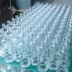 Pourquoi l'épaisseur des bouteilles en verre est-elle inégale ?