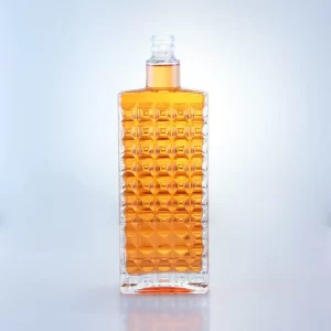 022-750ml 1L Luxury square carving glass bottle guala neck finish glass