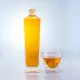 botella de licor personalizada de 750 ml con forma cuadrada guala tapas botella