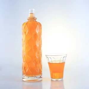 unique embossing cylindrical glass bottle 750ml