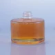 103-nouveau design bouteille ronde courte en verre avec bouchon à vis