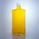 173-500ml bouteille carrée en verre avec bouchon guala