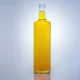 174-Bouteille en verre à vis pour whisky