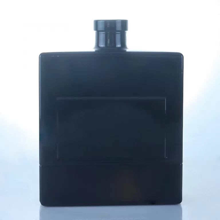 cuboid shape black painted whiskey bottle 750ml