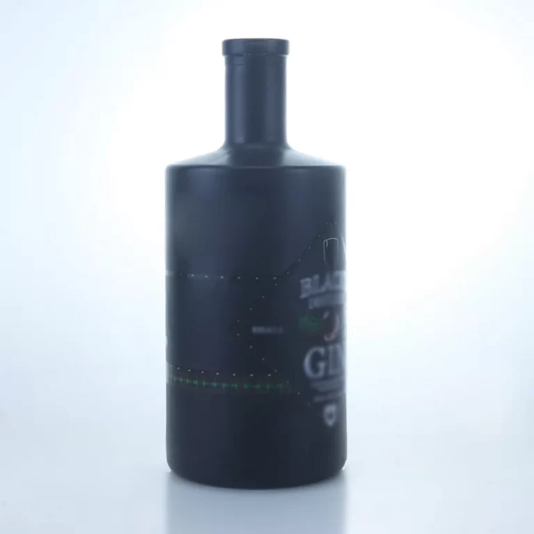 277-700ml painting matte black decal logo flat shoulder gin bottle