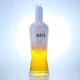 parte pintada botella esbelta en forma de cintura con zona de marca y tapón de guala