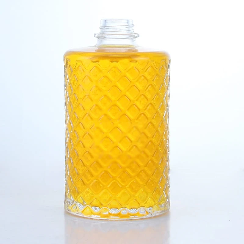 372-popular 200ml embossed body whisky bottle with screw cap