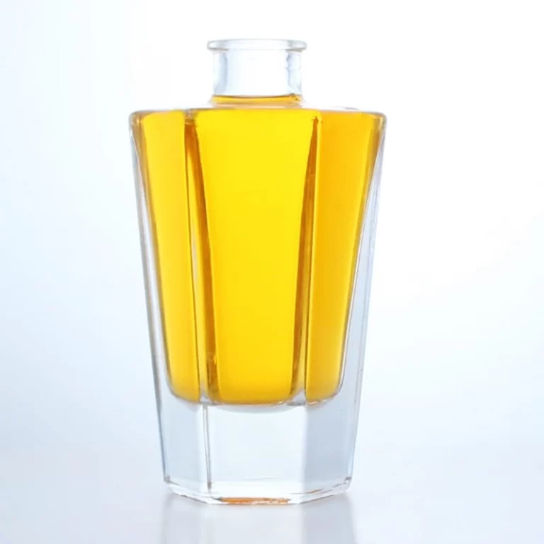 432-Short neck hexagonal glass spirit bottle with a thick bottom