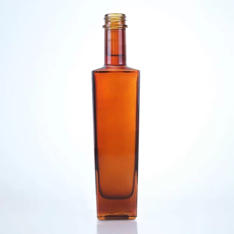 469-250ml 750ml spray paint square glass bottle with screw finish
