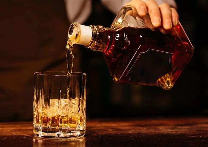 Yuncheng hecho de 750 ml botellas de vidrio al mayoreo