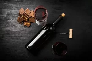 How to identify the quality of red wine through bottle packaging？