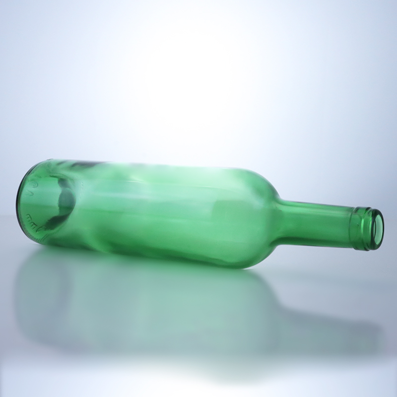 750ml  Classic green wine glass bottle