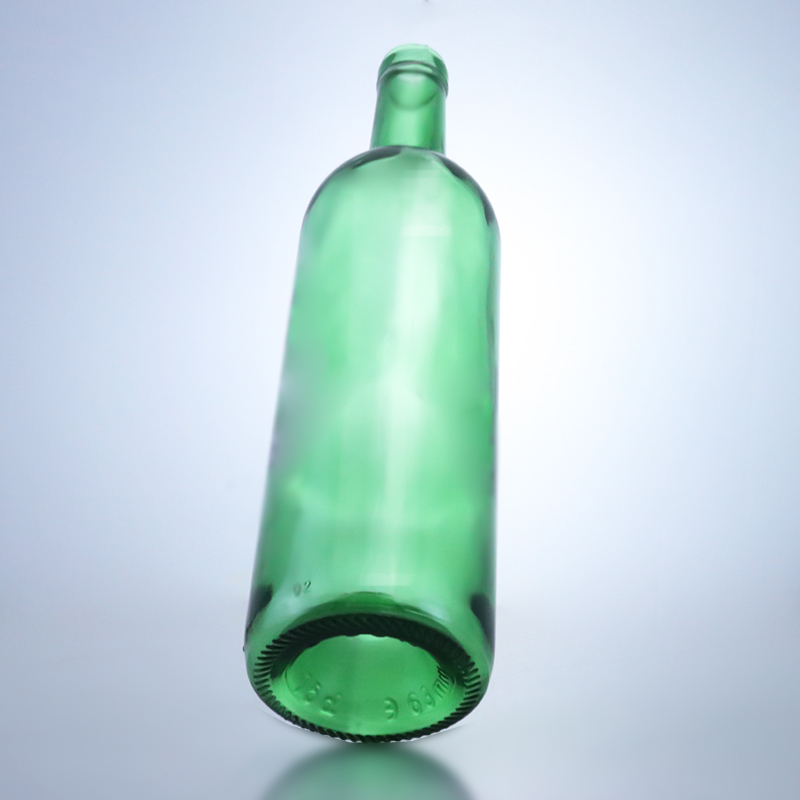 750ml  Classic green wine glass bottle