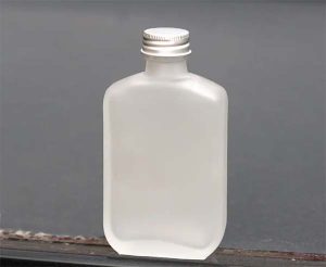 Looking for a 100ml glass bottles wholesale?