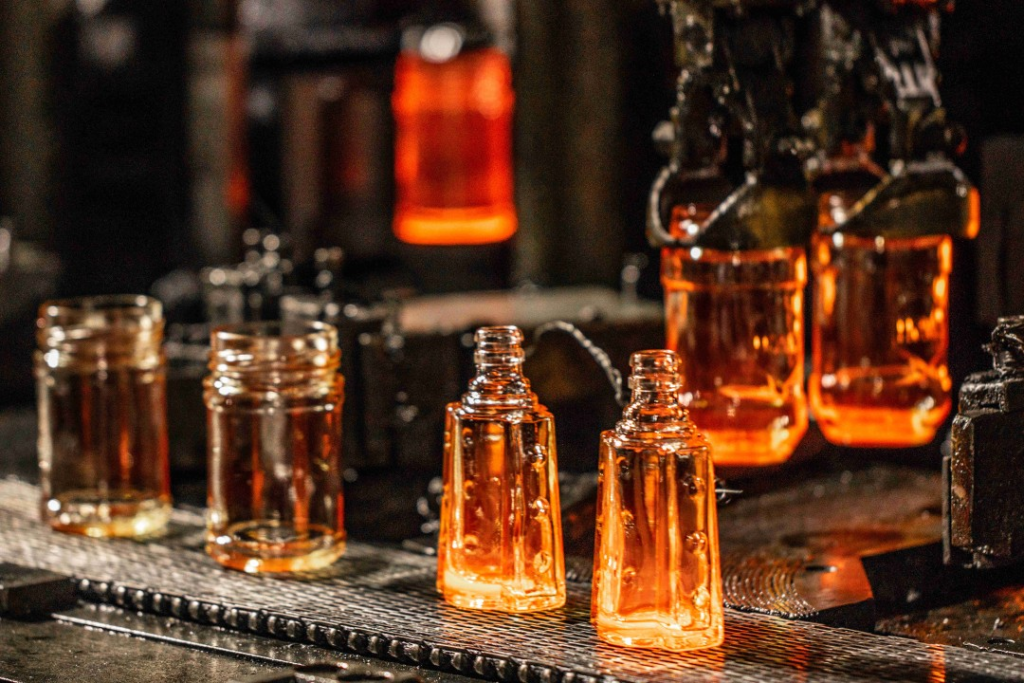 Glass bottle production principle and formula